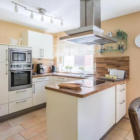 Holiday home Strandgut *