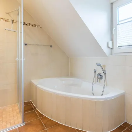 Strandgut Boltenhagen (Ostseebad)