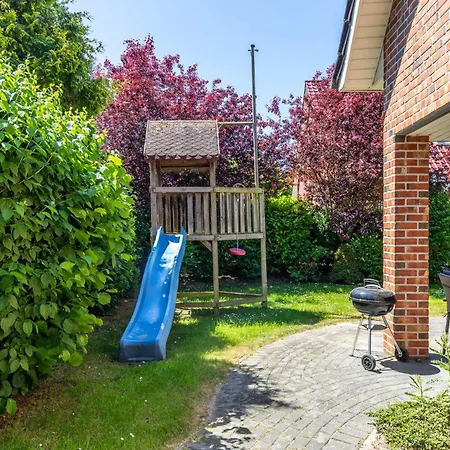 Strandgut Boltenhagen (Ostseebad)